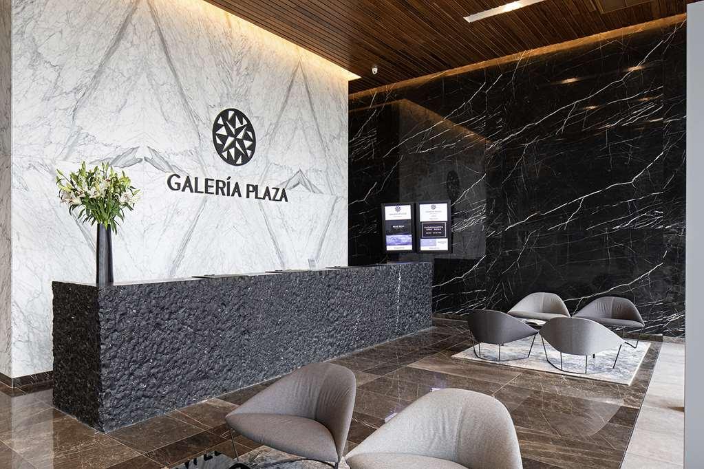 Готель Galeria Plaza Монтеррей Інтер'єр фото Lobby